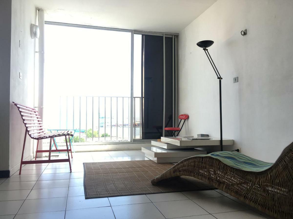 Tour Faidherbe 4 Residence Des Ilesポワンタピートル エクステリア 写真